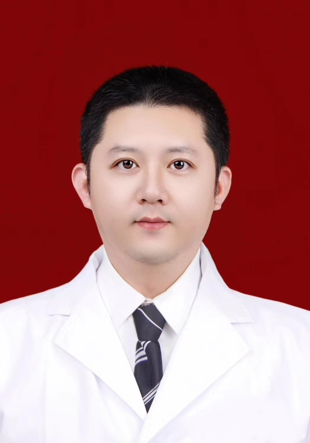 副主任 林俊